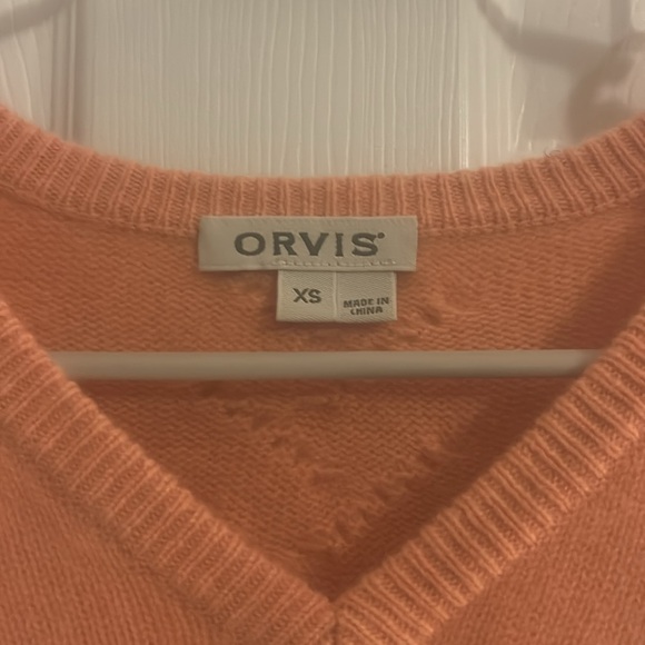 Orvis Women’s Cashmere Sweater - Picture 2 of 4
